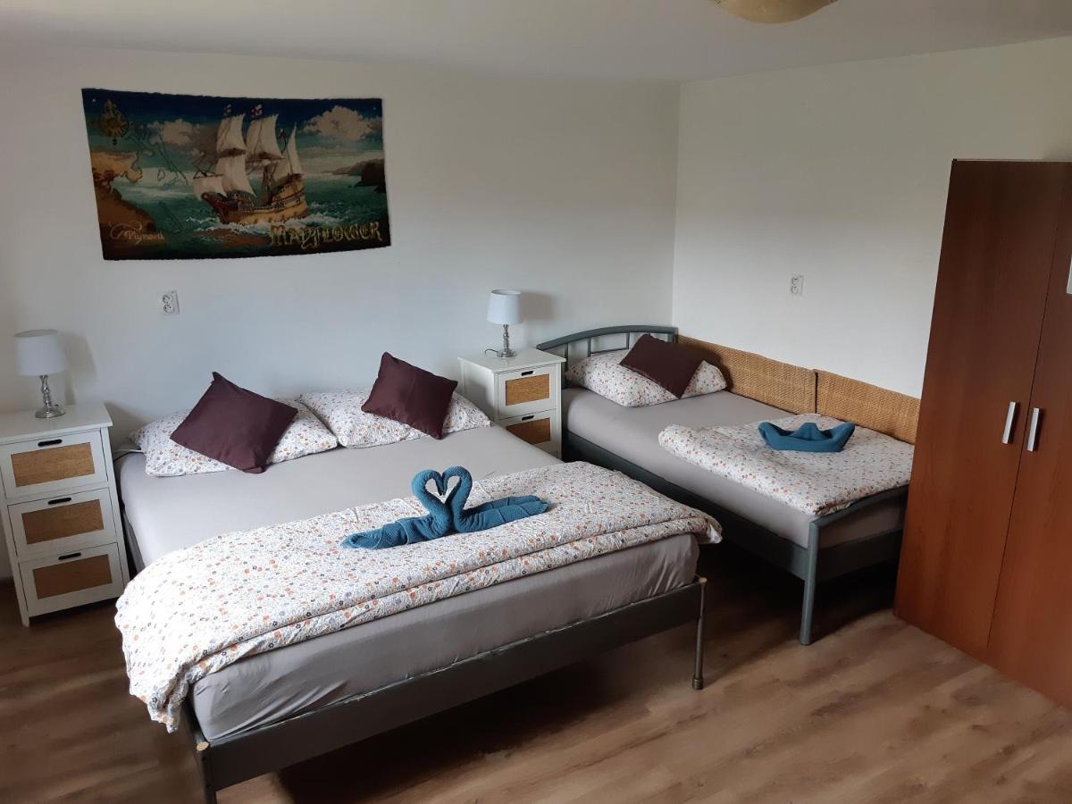 Apartman U Benkov Lucky Luaran gambar